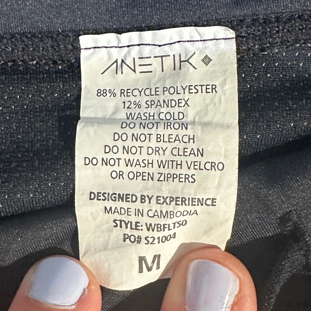 Anetik Athletic Shorts Women’s Medium Black Gray Printed Performance Running